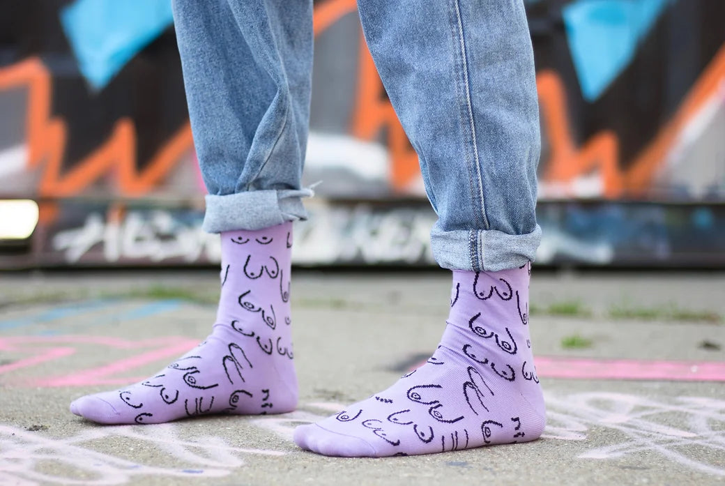 Titties socks: purple