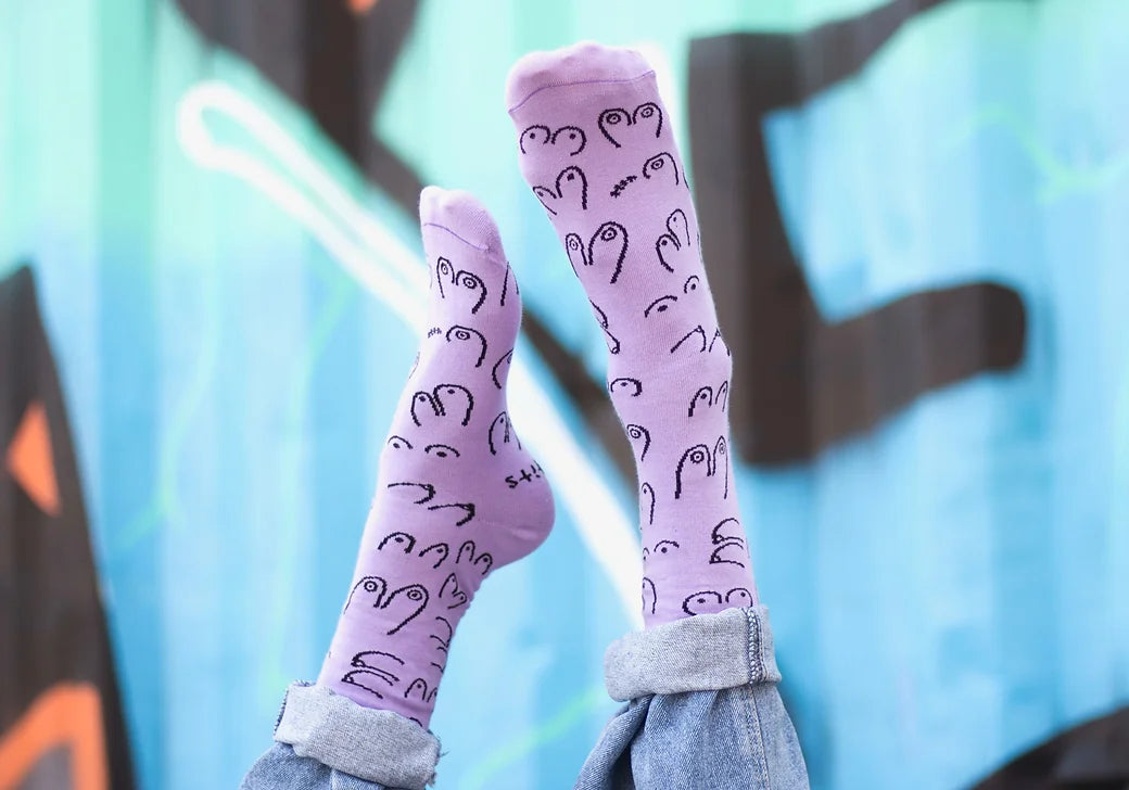 Titties socks: purple